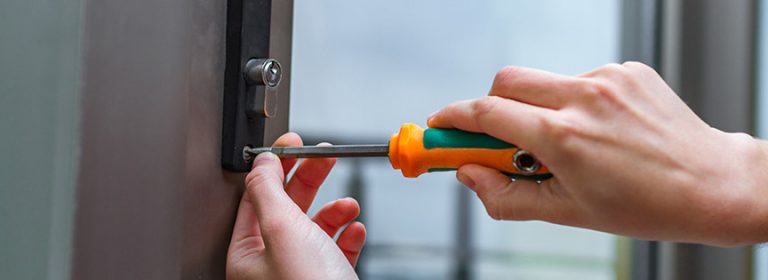 Some Reasons For Using a Certified Locksmith Service